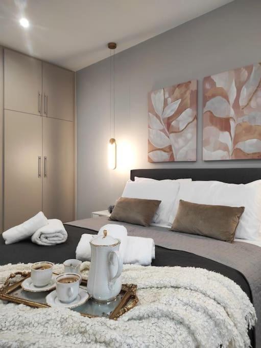 Ekati Apartament *